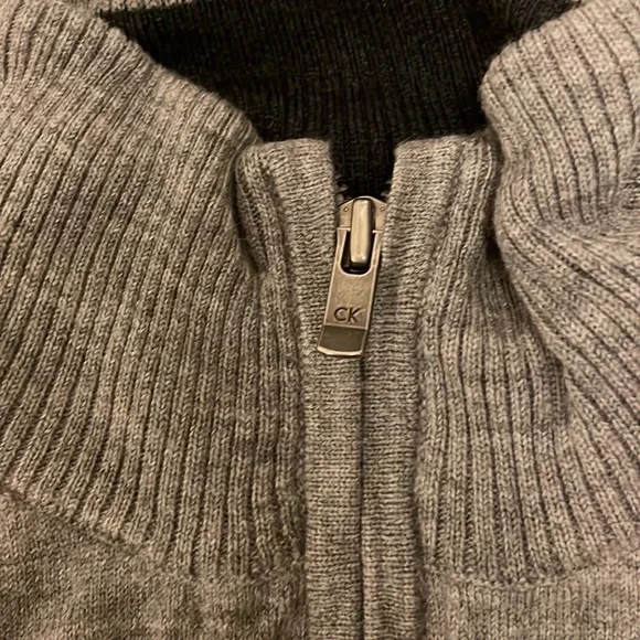 Calvin Klein Italian Merino wool zipper sweater - Picture 2 of 7